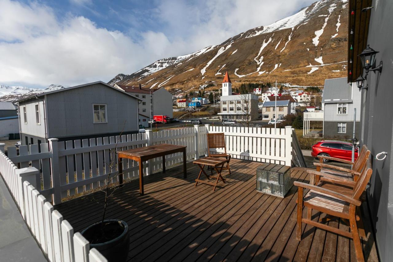 Hotel Siglunes Siglufjordur Екстер'єр фото